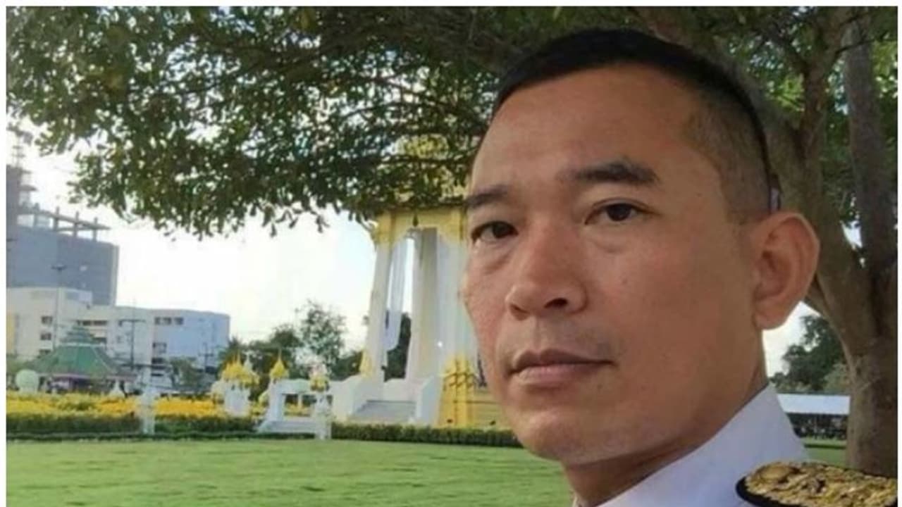 'കോടതികള് പണക്കാര്ക്കുവേണ്ടി'; കൊലപാതകക്കേസിലെ പ്രതികളെ വെറുതെ വിട്ട ശേഷം ജഡ്ജി സ്വയം വെടിവെച്ചു 'കോടതികള് പണക്കാര്ക്കുവേണ്ടി'; കൊലപാതകക്കേസിലെ പ്രതികളെ വെറുതെ വിട്ട ശേഷം ജഡ്ജി സ്വയം വെടിവെച്ചു