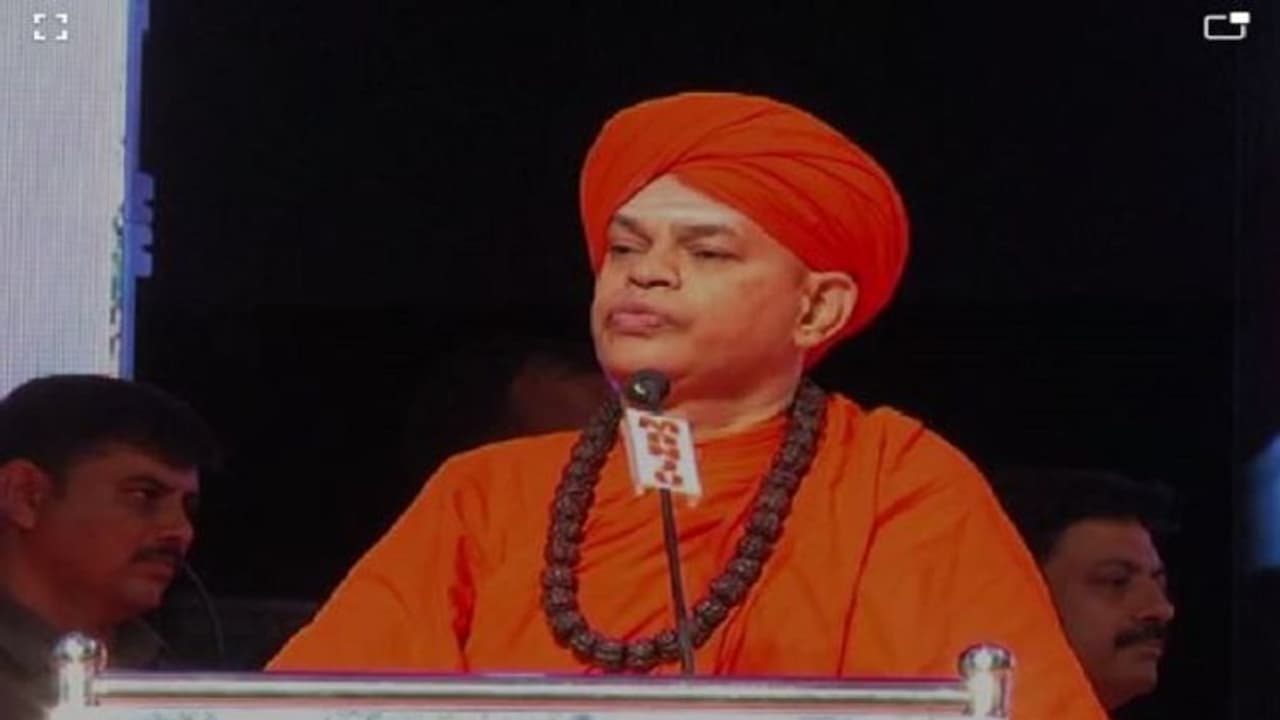 ಸಿಎಂ BSYಗೆ ಮುರುಘಾ ಶರಣರಿಂದ ರಾಜಕಾರಣದ ಅದ್ಭುತ ಸಲಹೆ