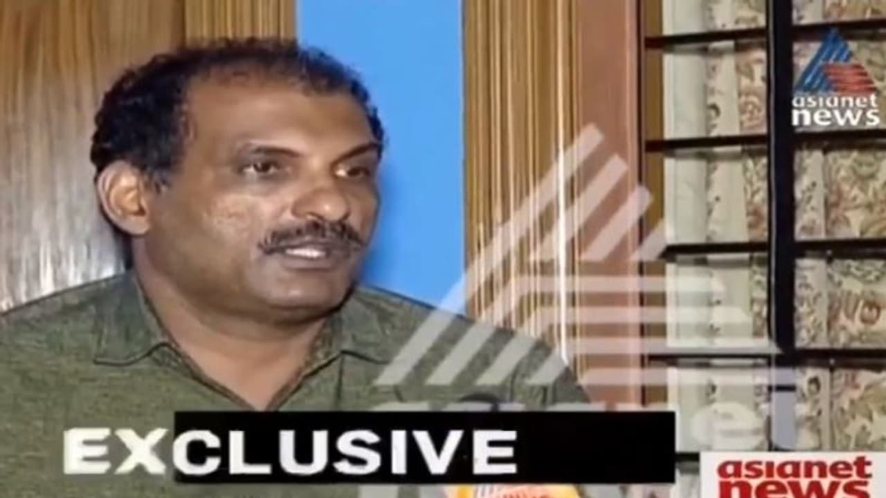 ജോളിയെ തള്ളി ഷാജു: സിലിയുടെ മരണത്തിന് മുന്പേ ജോളി തന്നോട് താത്പര്യം കാണിച്ചു ജോളിയെ തള്ളി ഷാജു: സിലിയുടെ മരണത്തിന് മുന്പേ ജോളി തന്നോട് താത്പര്യം കാണിച്ചു