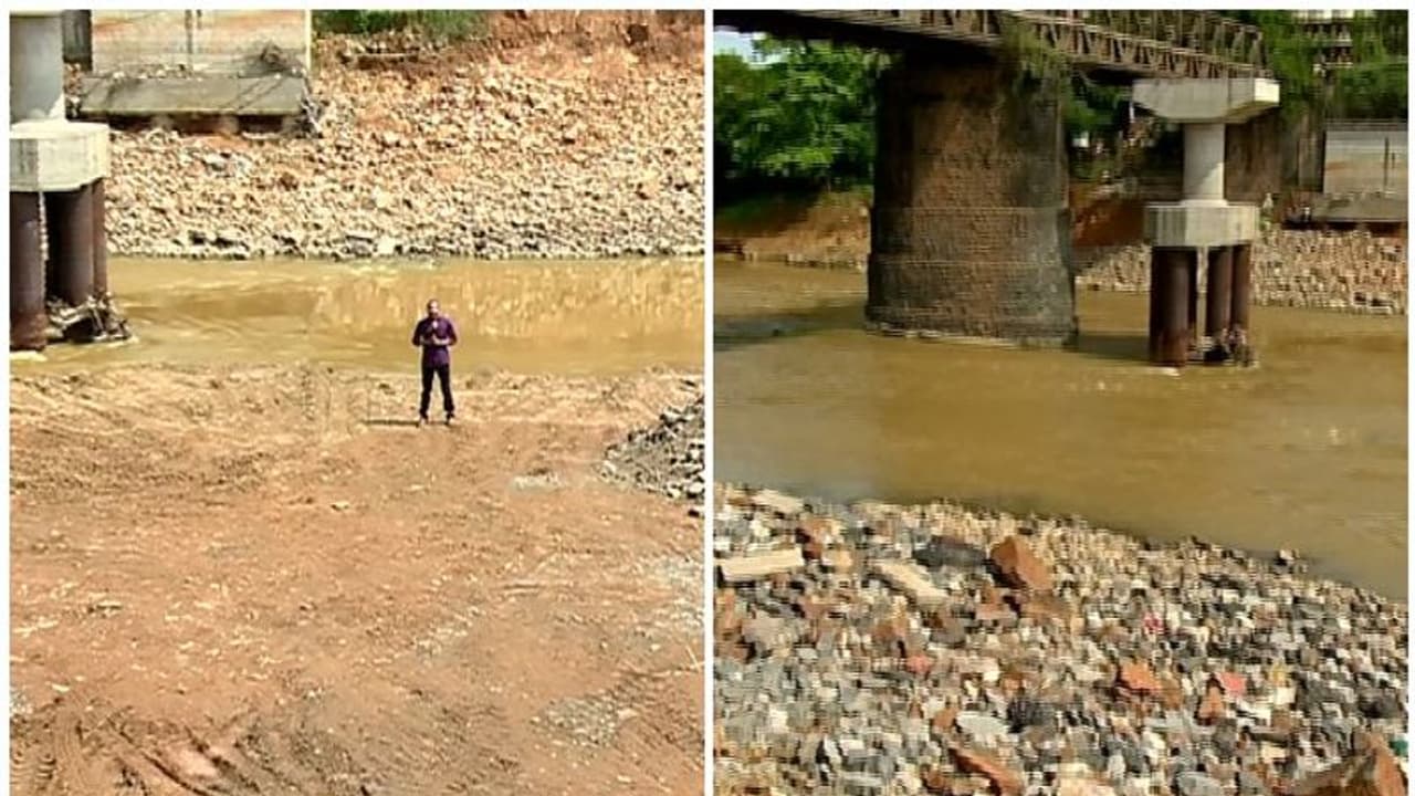 പാലം നിര്മ്മാണത്തിന് കോണ്ക്രീറ്റ് മാലിന്യങ്ങള് പുഴയില് തള്ളുന്നു; പ്രതിഷേധം പാലം നിര്മ്മാണത്തിന് കോണ്ക്രീറ്റ് മാലിന്യങ്ങള് പുഴയില് തള്ളുന്നു; പ്രതിഷേധം