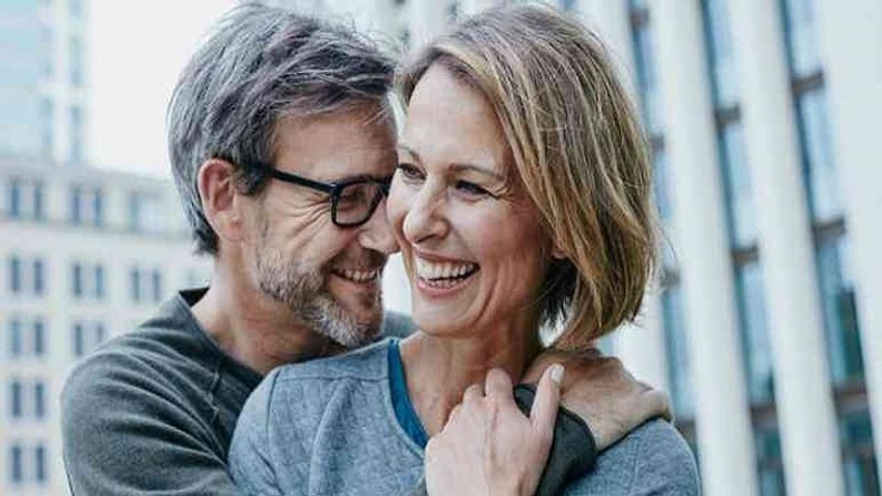 रिसर्च : उम्र बढ़ने के साथ प्यार भी बढ़ता है, ज्यादा नजदीकी महसूस करते हैं कपल रिसर्च : उम्र बढ़ने के साथ प्यार भी बढ़ता है, ज्यादा नजदीकी महसूस करते हैं कपल