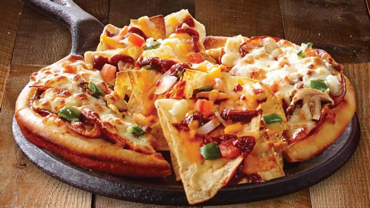 পিৎজা কিনতে গিয়ে খোয়ালেন ৯৫ হাজার টাকা, মাথায় হাত তথ্যপ্রযুক্তিকর্মীর