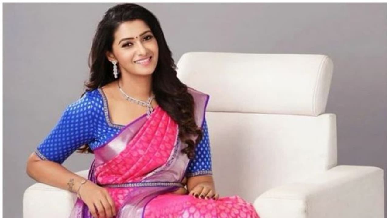 എസ് ജെ സൂര്യയുടെ നായികയായി പ്രിയ ഭവാനി ശങ്കര് എസ് ജെ സൂര്യയുടെ നായികയായി പ്രിയ ഭവാനി ശങ്കര്