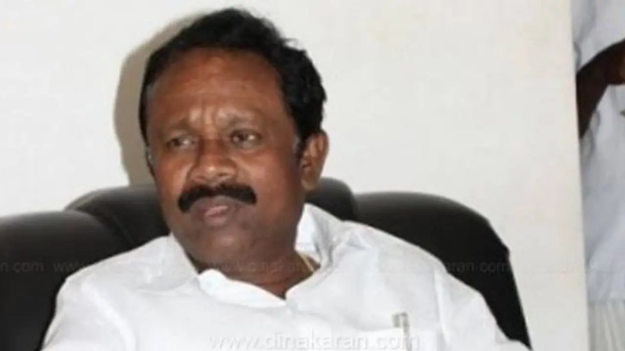 தமிழ்நாட்டில் பசுவதை தடுப்புச் சட்டம்..?? பின்னணியில் பாஜக.. அலறி துடிக்கும் செ.கு தமிழரசன். தமிழ்நாட்டில் பசுவதை தடுப்புச் சட்டம்..?? பின்னணியில் பாஜக.. அலறி துடிக்கும் செ.கு தமிழரசன்.