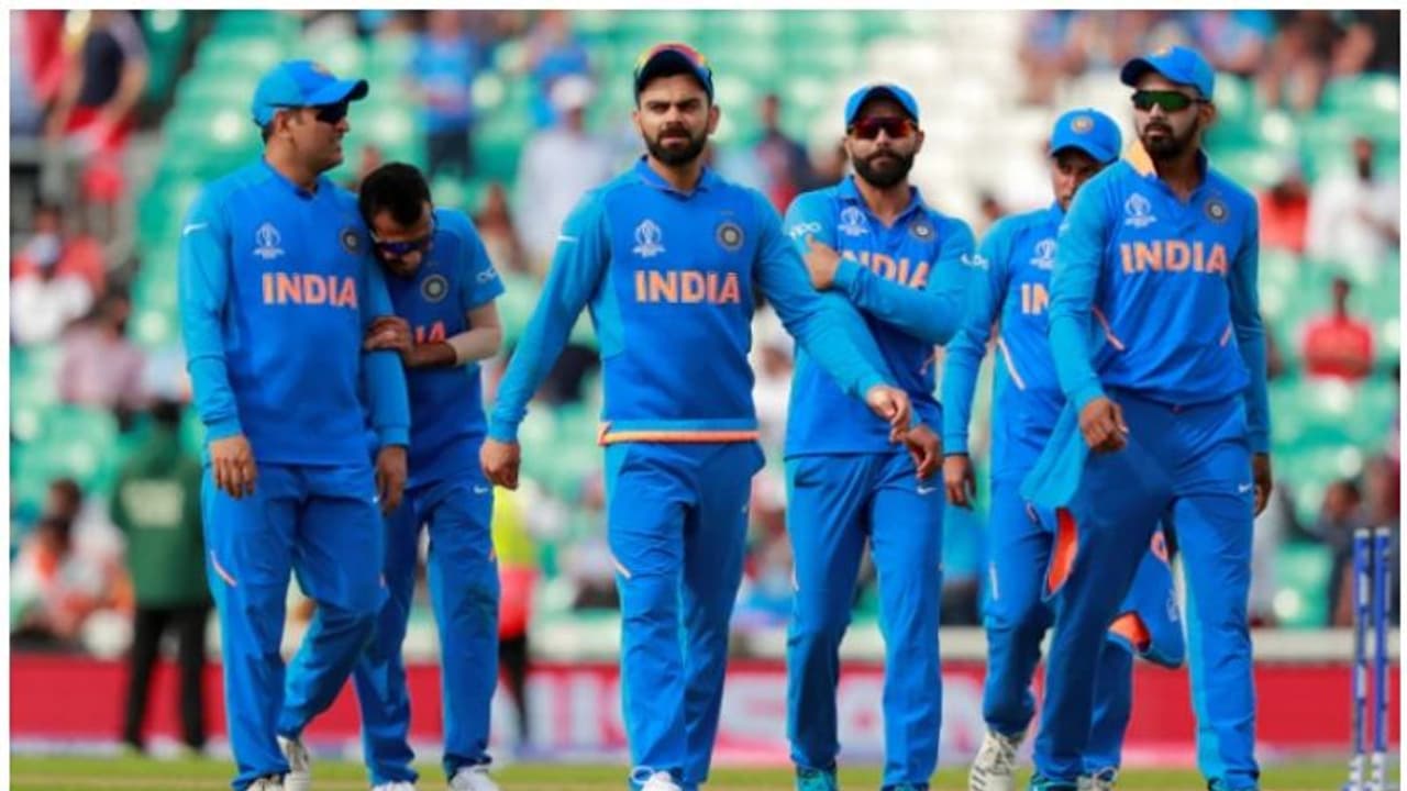 भारत की नजरें सीरीज जीतने पर, वजूद बचाने के लिए मैदान में उतरेगा दक्षिण अफ्रीका भारत की नजरें सीरीज जीतने पर, वजूद बचाने के लिए मैदान में उतरेगा दक्षिण अफ्रीका