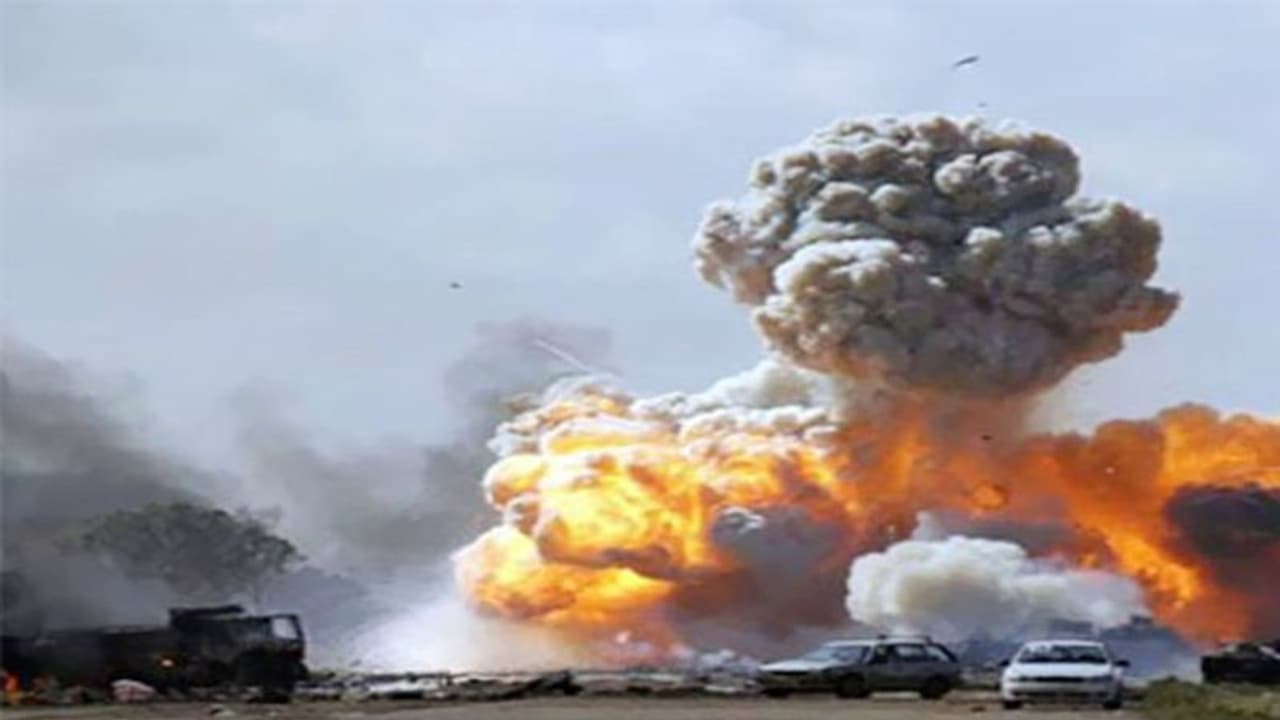 ಕಾಬೂಲ್ ಮಸೀದಿ ಬಳಿ ಬಾಂಬ್ ಸ್ಫೋಟ, ಉಗ್ರರ ಆಡಳಿತದಲ್ಲಿ ಇನ್ನೇನು ನಿರೀಕ್ಷಿಸಲು ಸಾಧ್ಯ? ಕಾಬೂಲ್ ಮಸೀದಿ ಬಳಿ ಬಾಂಬ್ ಸ್ಫೋಟ, ಉಗ್ರರ ಆಡಳಿತದಲ್ಲಿ ಇನ್ನೇನು ನಿರೀಕ್ಷಿಸಲು ಸಾಧ್ಯ?