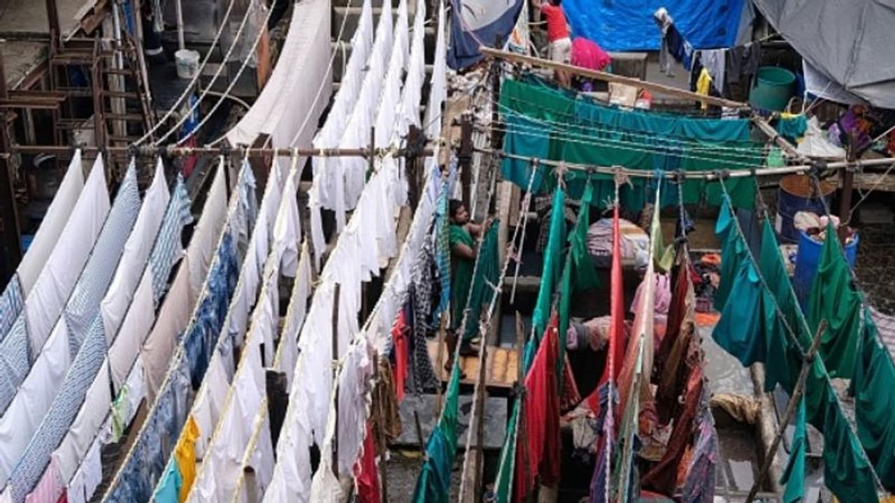 కరెంటు లేదా... దుస్తులారబెడితే సరి!