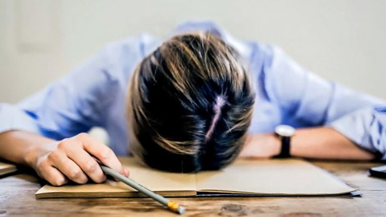 7 उपाय, जिनसे दूर हो सकती हैं आपकी परेशानियां और चमक सकती है किस्मत 7 उपाय, जिनसे दूर हो सकती हैं आपकी परेशानियां और चमक सकती है किस्मत