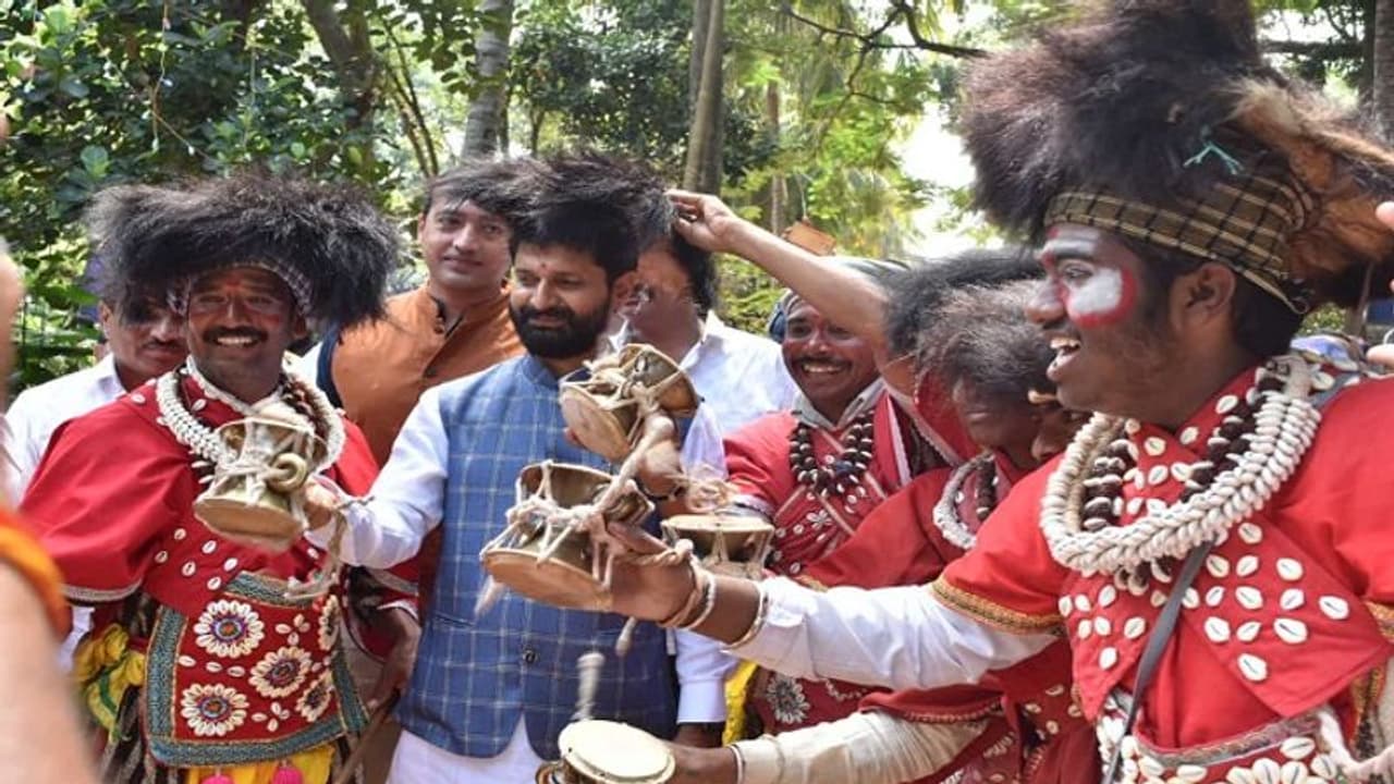 ರಾಮನಗರದ ಜಾನಪದ ಲೋಕದಲ್ಲಿ ಸಖತ್ ಸ್ಟೆಪ್‌ ಹಾಕಿದ ಸಚಿವ ಸಿ. ಟಿ. ರವಿ