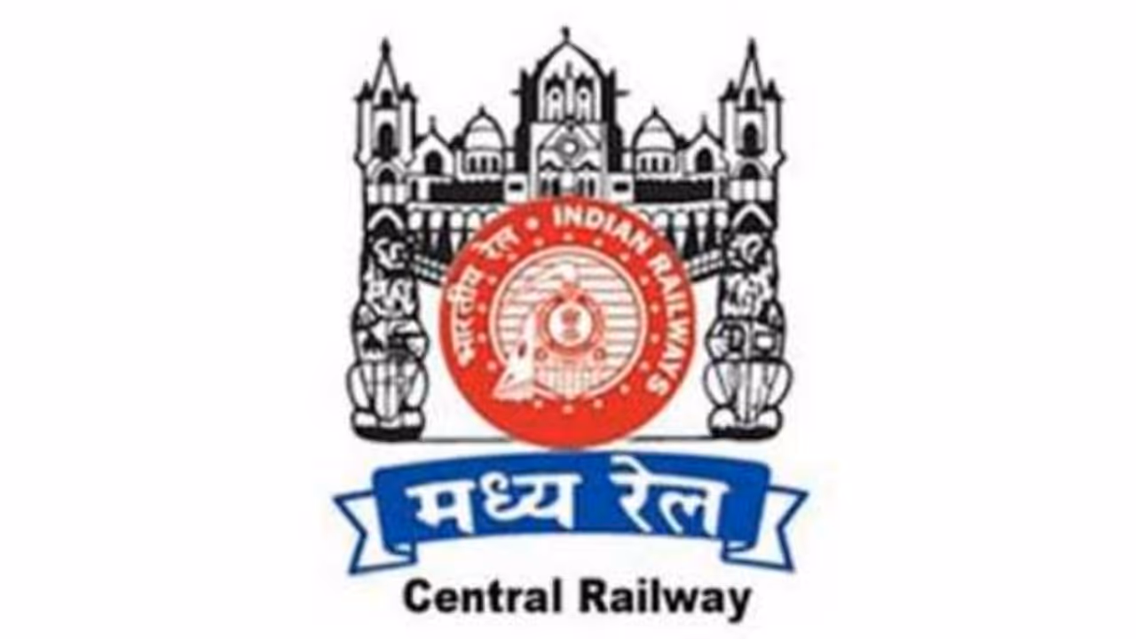 ट्रेन में यात्रा कर रही थी प्रेग्नेंट महिला, 1 रुपये वाले अस्पताल में बच्चे को दिया जन्म ट्रेन में यात्रा कर रही थी प्रेग्नेंट महिला, 1 रुपये वाले अस्पताल में बच्चे को दिया जन्म