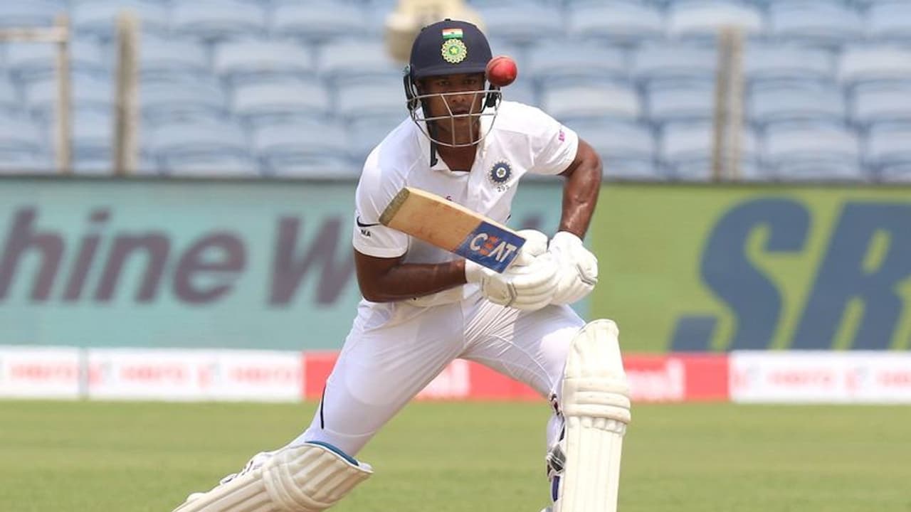 INDvSA:ಸತತ 2ನೇ ಶತಕ; ಸೆಹ್ವಾಗ್ ದಾಖಲೆ ಸರಿಗಟ್ಟಿದ ಮಯಾಂಕ್! INDvSA:ಸತತ 2ನೇ ಶತಕ; ಸೆಹ್ವಾಗ್ ದಾಖಲೆ ಸರಿಗಟ್ಟಿದ ಮಯಾಂಕ್!