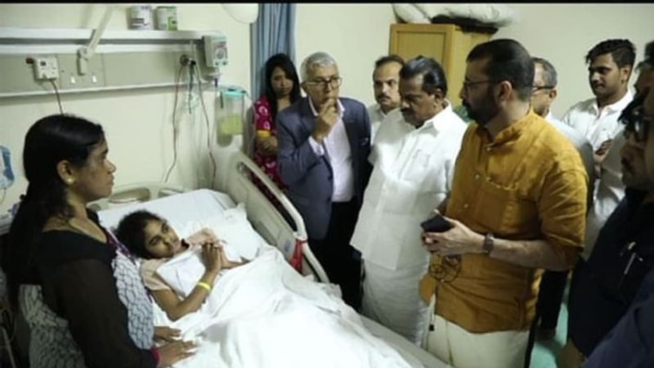 ദുരിതങ്ങള്ക്കൊടുവില് നീതു നാട്ടിലേക്ക്; തുടര്ചികിത്സകള് ശ്രീചിത്രയില് ദുരിതങ്ങള്ക്കൊടുവില് നീതു നാട്ടിലേക്ക്; തുടര്ചികിത്സകള് ശ്രീചിത്രയില്