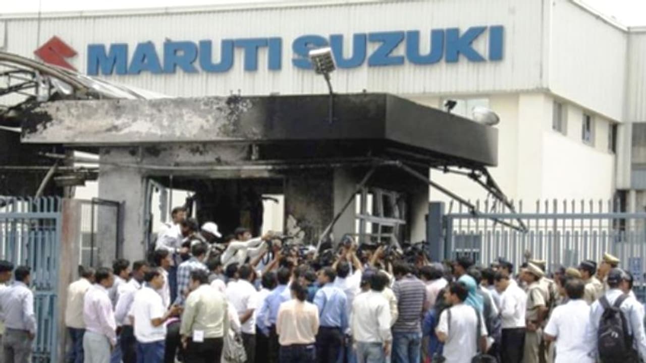 ఫెస్టివ్ సీజనైనా.. ఉత్పత్తి తగ్గించుకున్న మారుతి, టాటా ఫెస్టివ్ సీజనైనా.. ఉత్పత్తి తగ్గించుకున్న మారుతి, టాటా