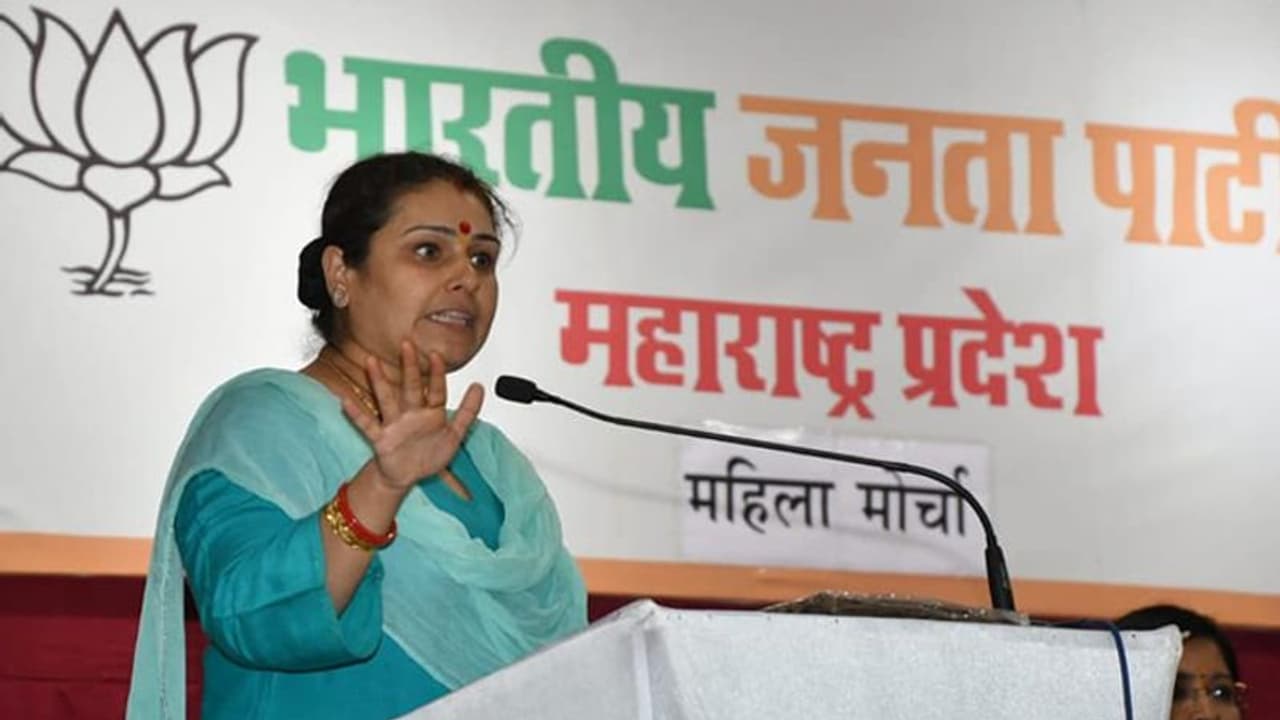 इस भाजपा नेत्री ने शेयर की झकझोर देने वाली 2 फोटो, कहा, एक इंटरनेशनल स्टोरी बन गई, दूसरी क्यों नहीं इस भाजपा नेत्री ने शेयर की झकझोर देने वाली 2 फोटो, कहा, एक इंटरनेशनल स्टोरी बन गई, दूसरी क्यों नहीं