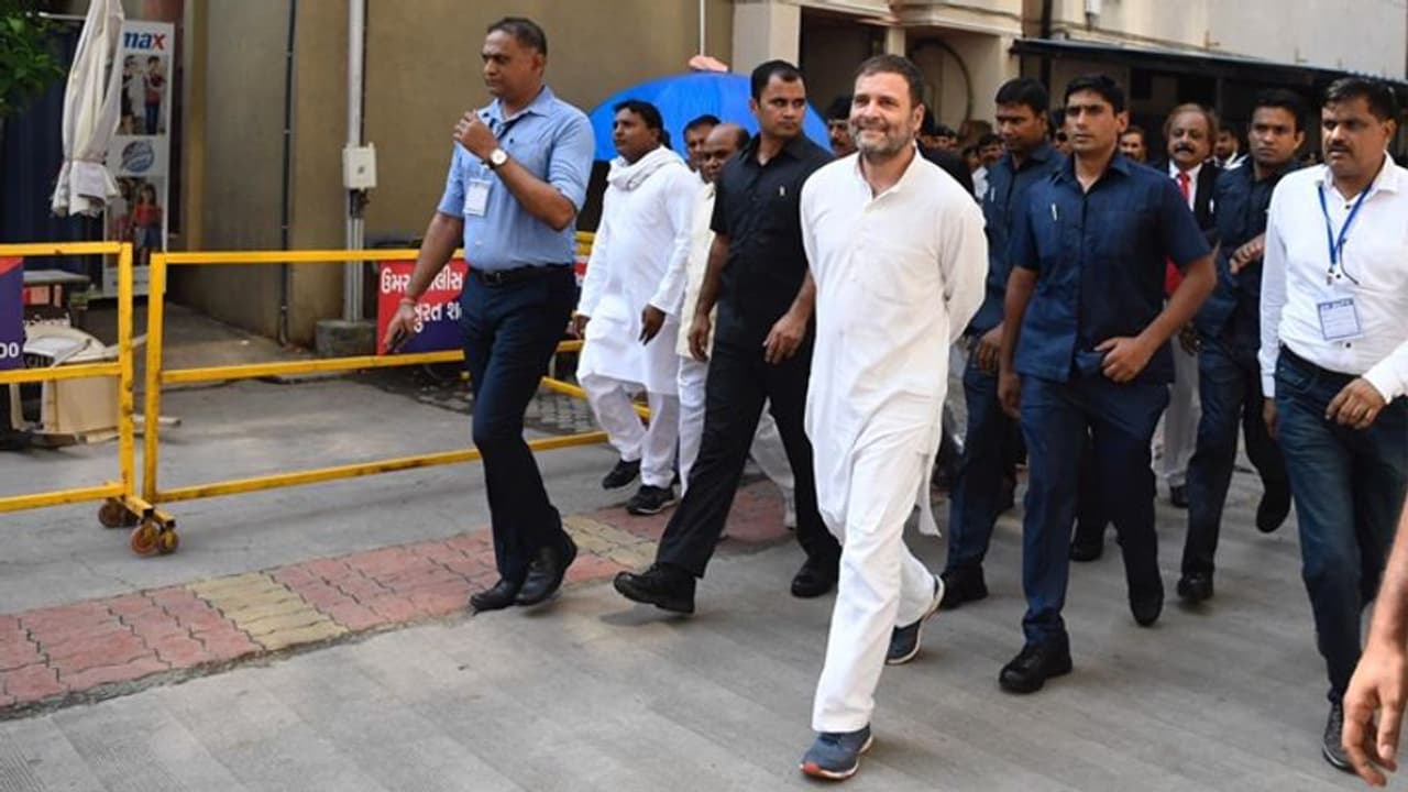 राहुल गांधी को किस मामले में अदालत में पेश होना पड़ा, जहां उन्होंने कहा, सर मैं निर्दोष हूं राहुल गांधी को किस मामले में अदालत में पेश होना पड़ा, जहां उन्होंने कहा, सर मैं निर्दोष हूं