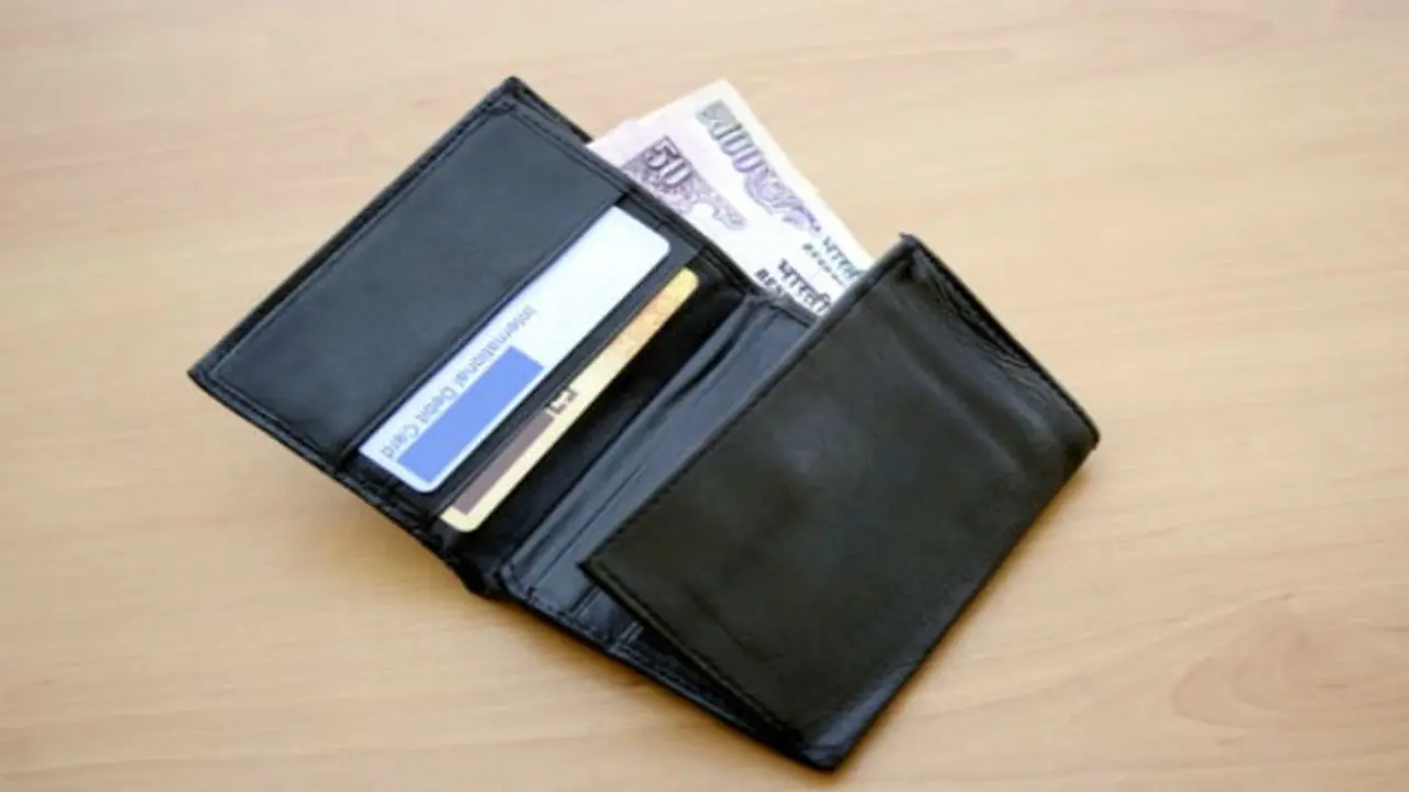 কোন পুরুষের হাতে প্রচুর টাকা পয়সা রয়েছে? জানুন ধনী ব্যক্তিদের লক্ষণগুলি সম্পর্কে কোন পুরুষের হাতে প্রচুর টাকা পয়সা রয়েছে? জানুন ধনী ব্যক্তিদের লক্ষণগুলি সম্পর্কে