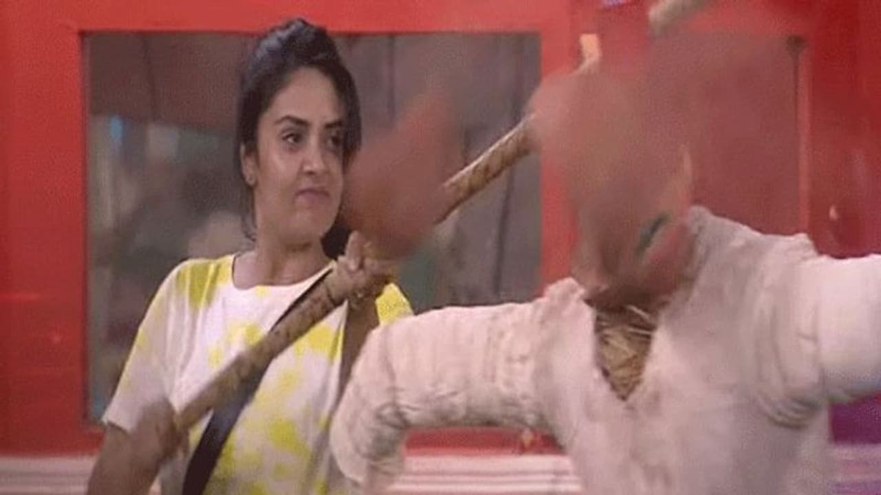 బిగ్ బాస్ 3: ఒక్కొక్కరి బండారం బయటపడ్డ వేల! బిగ్ బాస్ 3: ఒక్కొక్కరి బండారం బయటపడ్డ వేల!