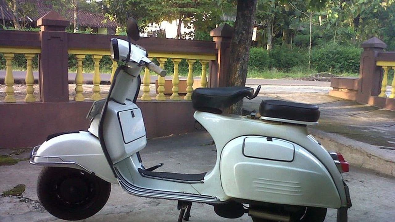 ಮತ್ತೆ ರಸ್ತೆಗಳಿಯುತ್ತಿದೆ ಹಮಾರ ಬಜಾಜ್; ಅ.16ಕ್ಕೆ ಚೇತಕ್ ಇ ಸ್ಕೂಟರ್ ಲಾಂಚ್!