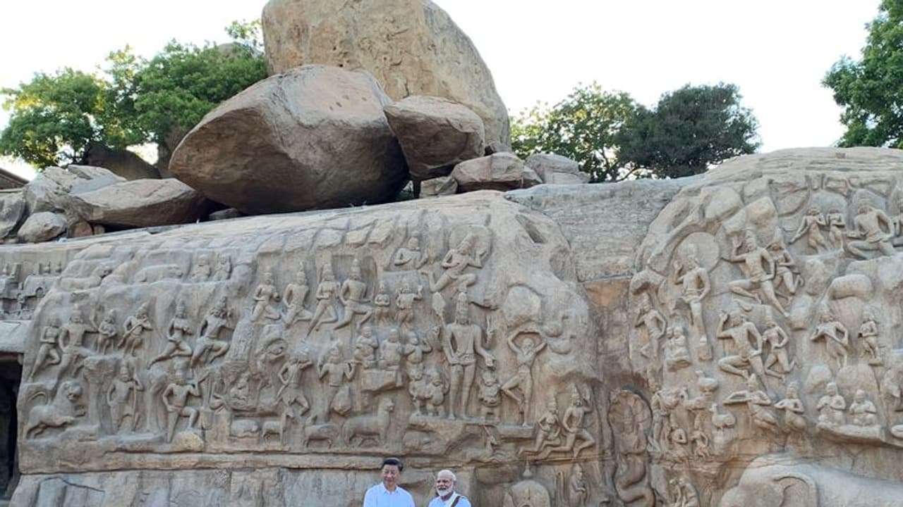 சுத்தத் தமிழராக மாறி அசத்திய மோடி... வயிற்றெரிச்சலில் தமிழக அரசியல் கட்சித் தலைவர்கள்..! சுத்தத் தமிழராக மாறி அசத்திய மோடி... வயிற்றெரிச்சலில் தமிழக அரசியல் கட்சித் தலைவர்கள்..!