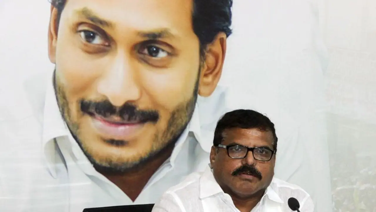 అధికార వికేంద్రీకరణే మా విధానం.. న్యాయ సలహా తర్వాతే తదుపరి నిర్ణయం : హైకోర్టు తీర్పుపై బొత్స అధికార వికేంద్రీకరణే మా విధానం.. న్యాయ సలహా తర్వాతే తదుపరి నిర్ణయం : హైకోర్టు తీర్పుపై బొత్స