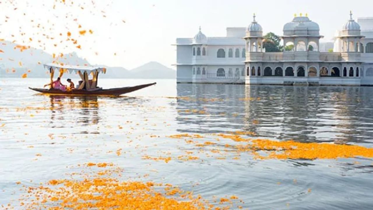 ലോകത്തെ പത്ത് മികച്ച ഹോട്ടലുകളില് രണ്ടെണ്ണം ഇന്ത്യയില് ലോകത്തെ പത്ത് മികച്ച ഹോട്ടലുകളില് രണ്ടെണ്ണം ഇന്ത്യയില്