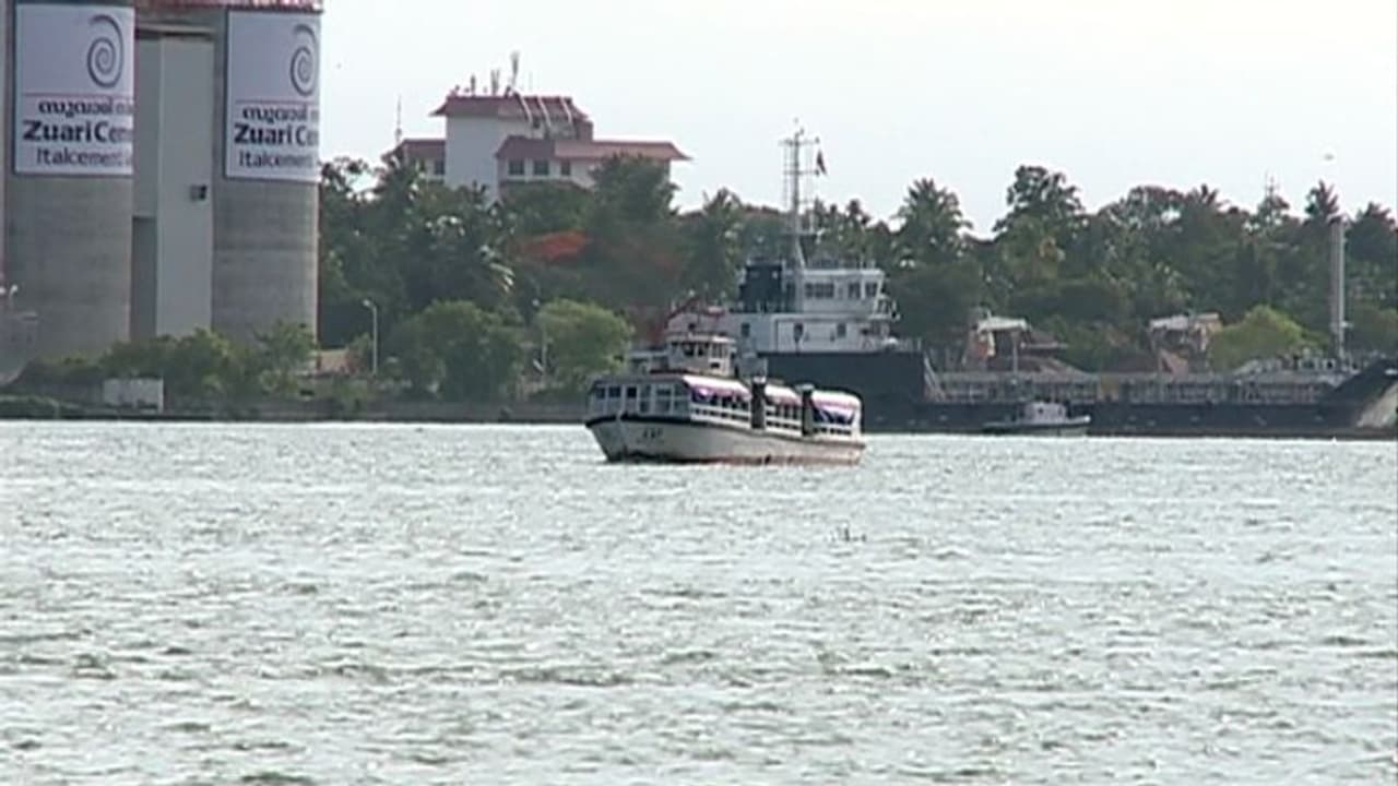 കൊച്ചി വാട്ടർ മെട്രോയ്ക്ക് കേന്ദ്രപരിസ്ഥിതി മന്ത്രാലയത്തിന്റെ അനുമതി; പരിസ്ഥിതി സംരക്ഷിച്ചുള്ള നിർമ്മാണമാകുമെന്ന് കെഎംആർഎൽ കൊച്ചി വാട്ടർ മെട്രോയ്ക്ക് കേന്ദ്രപരിസ്ഥിതി മന്ത്രാലയത്തിന്റെ അനുമതി; പരിസ്ഥിതി സംരക്ഷിച്ചുള്ള നിർമ്മാണമാകുമെന്ന് കെഎംആർഎൽ