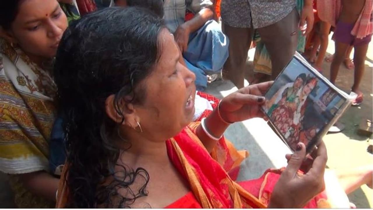 খুনের পিছনে কি সম্পত্তি আর বন্ধু, মুর্শিদাবাদ হত্যাকাণ্ডে চাঞ্চল্যকর মোড় খুনের পিছনে কি সম্পত্তি আর বন্ধু, মুর্শিদাবাদ হত্যাকাণ্ডে চাঞ্চল্যকর মোড়