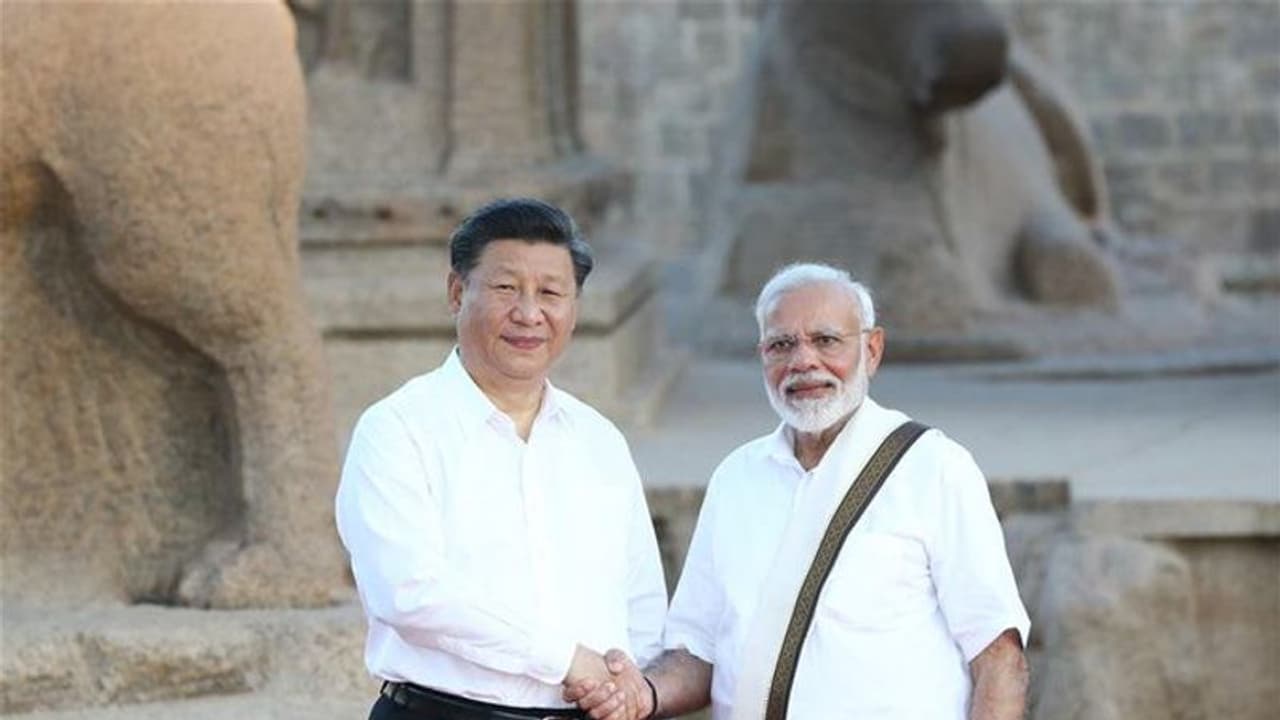 வேட்டி விளம்பரத்தில் பிரதமர் மோடி... தமிழ்நாட்டின் அடையாளமாக மாறி அசத்தல்..! வேட்டி விளம்பரத்தில் பிரதமர் மோடி... தமிழ்நாட்டின் அடையாளமாக மாறி அசத்தல்..!