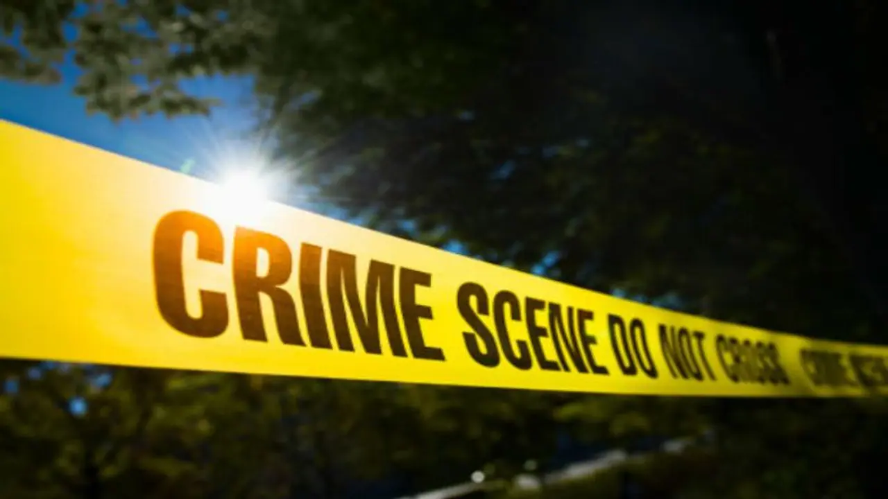 పరువు హత్య: కూతుర్ని చంపి బూడిద చేసిన తండ్రి పరువు హత్య: కూతుర్ని చంపి బూడిద చేసిన తండ్రి