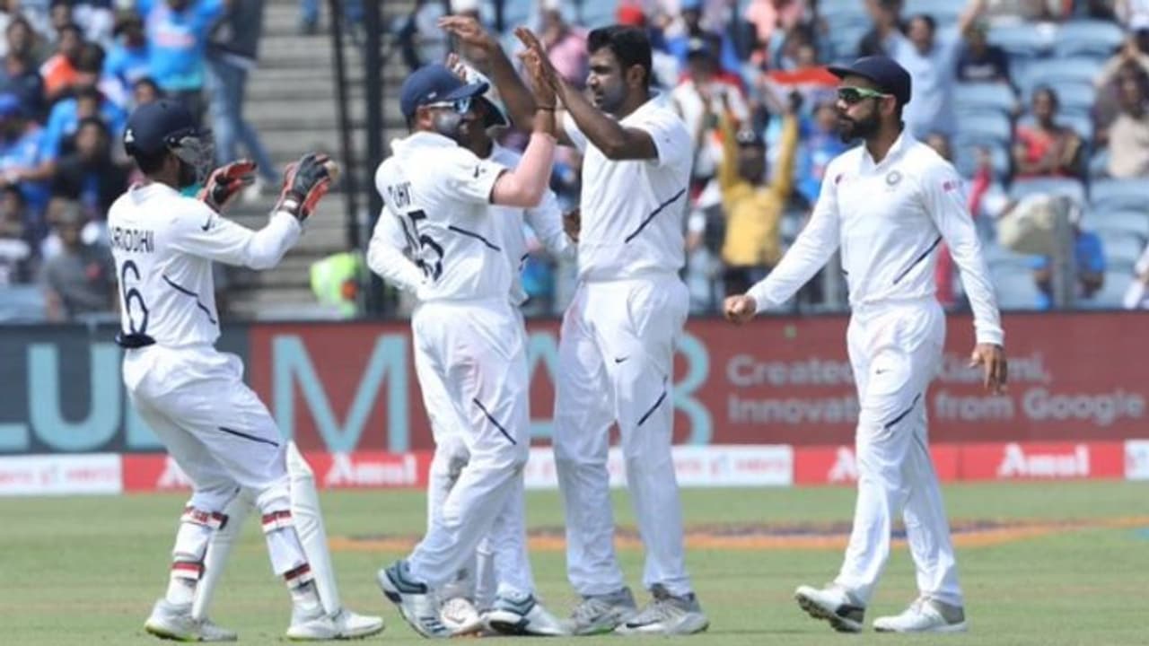 2nd Test, Day 3: India take massive lead after Ashwin claims 4 wickets 2nd Test, Day 3: India take massive lead after Ashwin claims 4 wickets