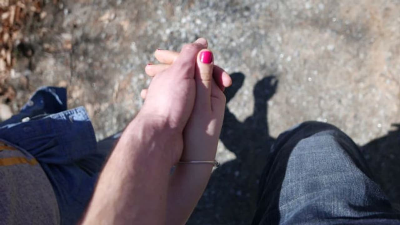 കലിപ്പന്മാരും കാന്താരിമാരും അറിയാന്‍; പ്രണയിക്കുമ്പോള്‍ നോക്കേണ്ട 10 കാര്യങ്ങള്‍...