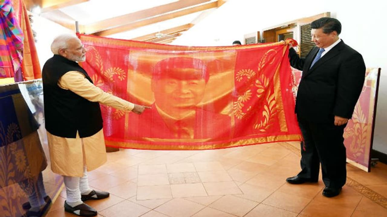 ಭಾರತ ಚೀನಾ ನಡುವೆ ಹೊಸ ಯುಗ ಆರಂಭ: ಮೋದಿ ಅಭಿಮತ! ಭಾರತ ಚೀನಾ ನಡುವೆ ಹೊಸ ಯುಗ ಆರಂಭ: ಮೋದಿ ಅಭಿಮತ!