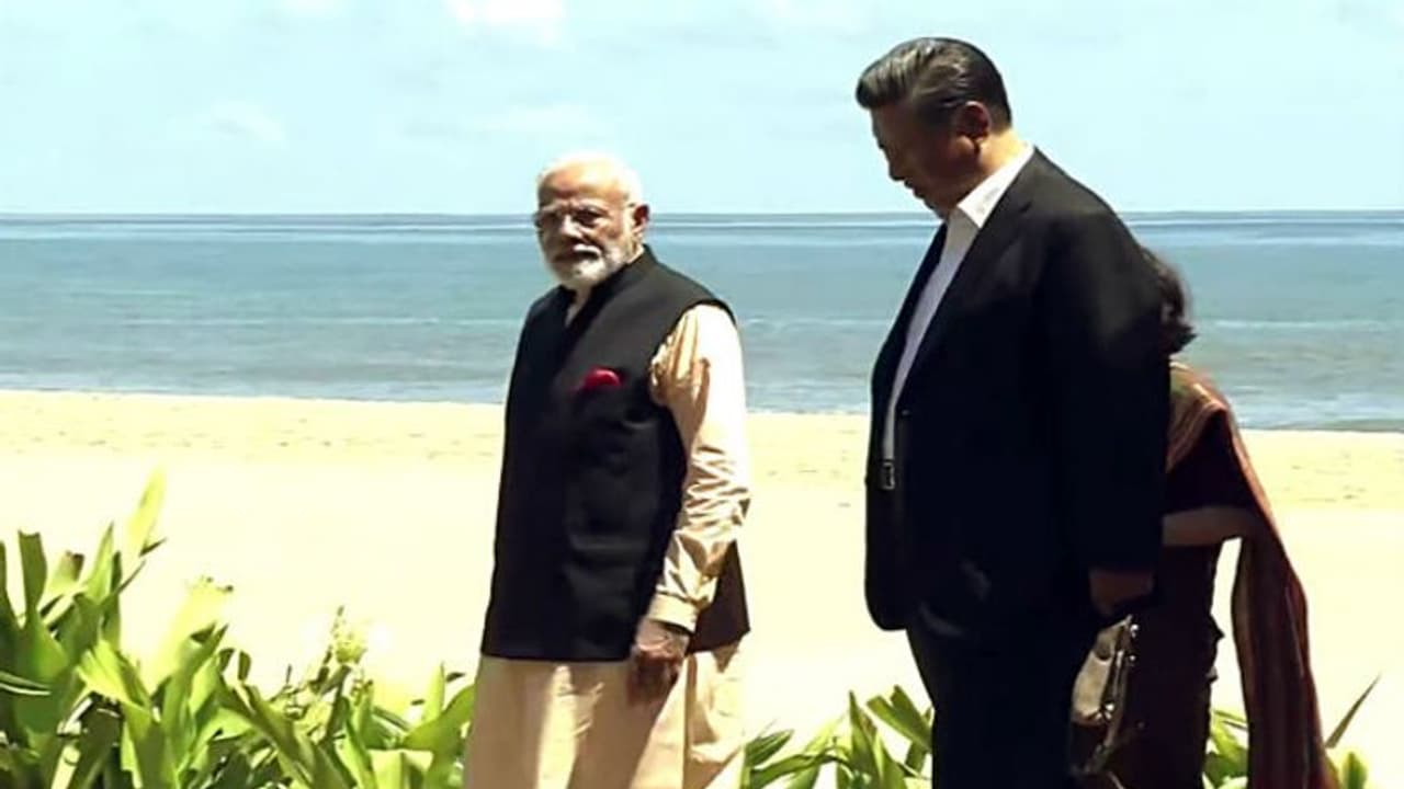 கொரோனாவை ஏவி சீனா ராஜதந்திர அழிச்சாட்டியம்... ஒட்டுமொத்தமாய் இந்தியா மீது குவியும் உலகத்தின் கடைக்கண் பார்வை