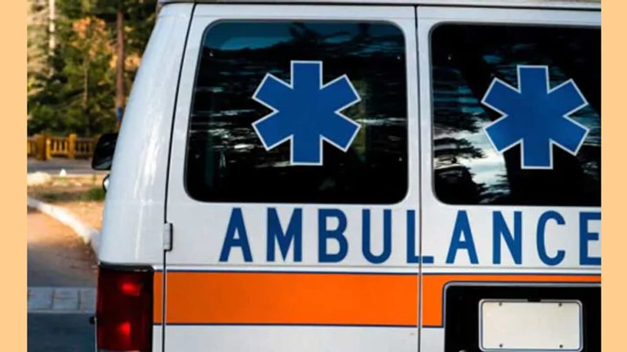 नागौर में ट्रक कार एक्सीडेंटः कार सवार पांच लोगों की मौत, तीन गंभीर नागौर में ट्रक कार एक्सीडेंटः कार सवार पांच लोगों की मौत, तीन गंभीर