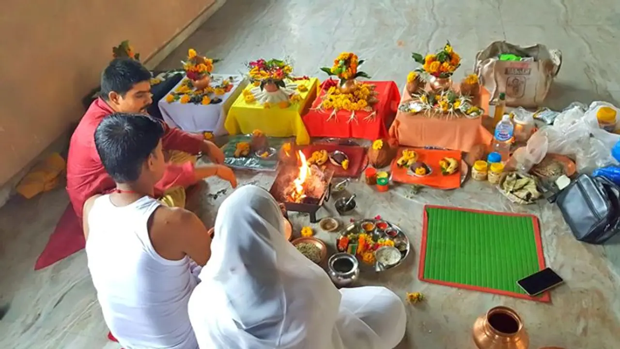 किसी भी पूजा से पहले संकल्प क्यों लिया जाता है, क्या है इस परंपरा से जुड़ा धार्मिक और मनोवैज्ञानिक पक्ष? किसी भी पूजा से पहले संकल्प क्यों लिया जाता है, क्या है इस परंपरा से जुड़ा धार्मिक और मनोवैज्ञानिक पक्ष?