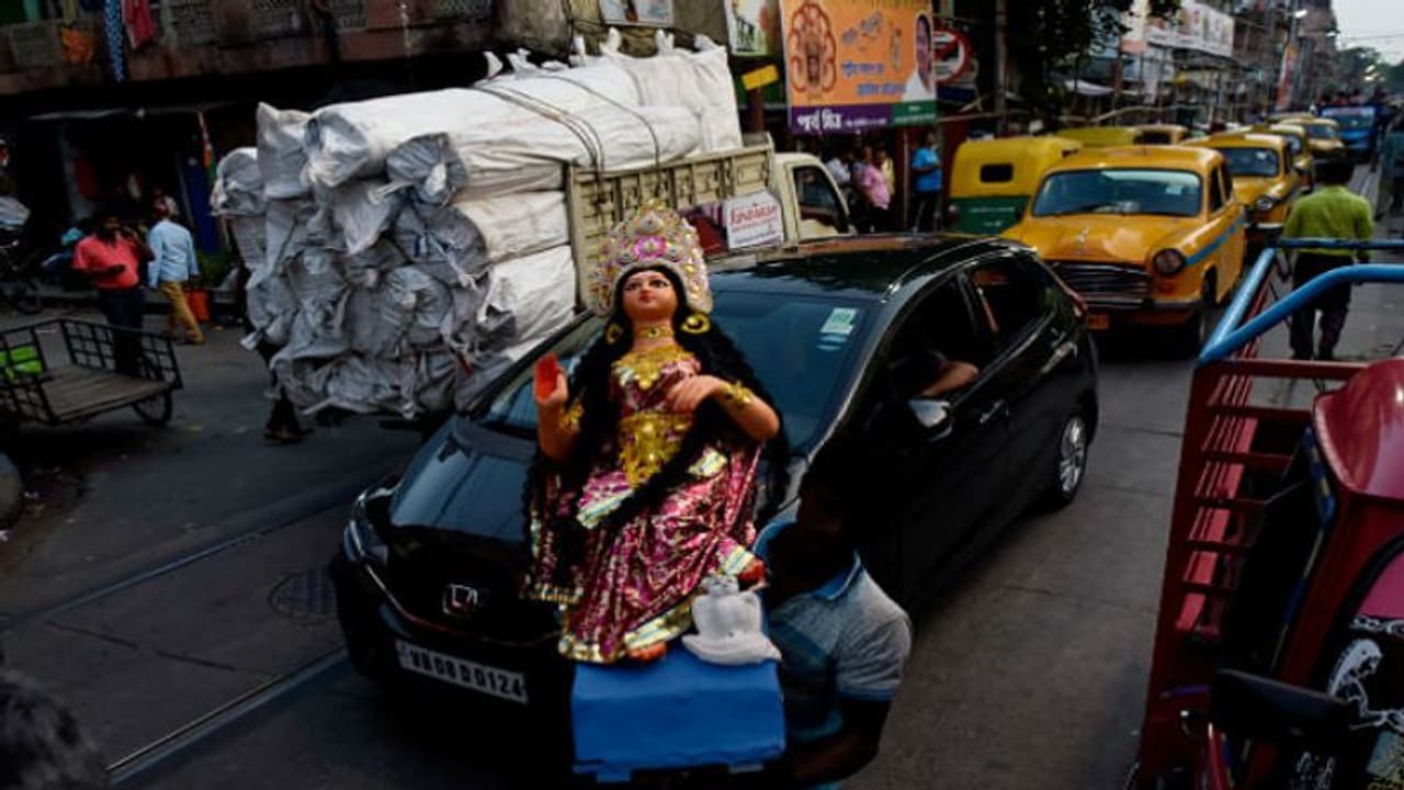 লক্ষ্মীপুজোর মুখেই বাড়িতে থেকে বের করেদিন দিন এই জিনিসগুলি, মিলবে কৃপাদৃষ্টি, থাাকবে অর্থ লক্ষ্মীপুজোর মুখেই বাড়িতে থেকে বের করেদিন দিন এই জিনিসগুলি, মিলবে কৃপাদৃষ্টি, থাাকবে অর্থ