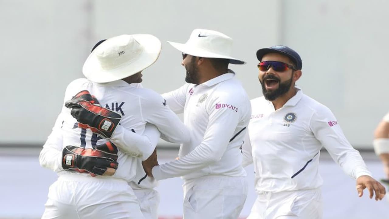 Here’s how MS Dhoni, Virat Kohli led India created world record in Test cricket