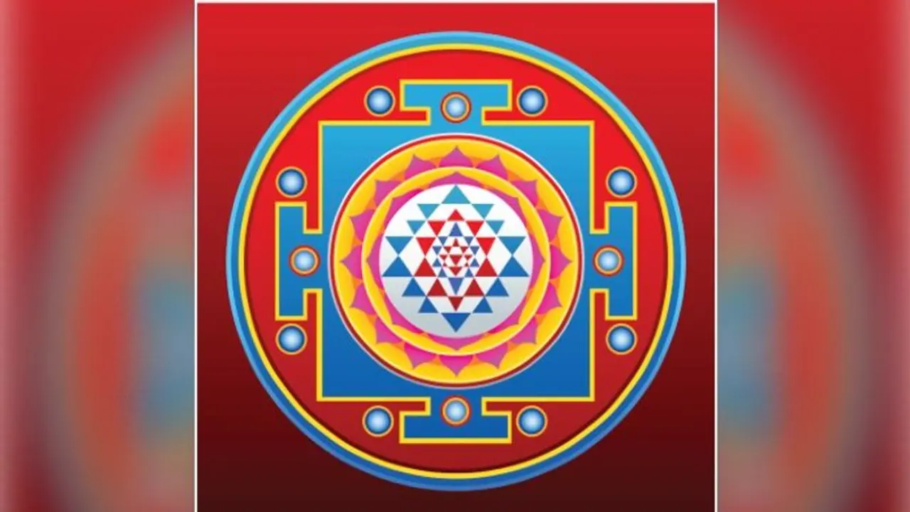 সংসারের লক্ষীলাভ আর শ্রীবৃদ্ধিতে স্থাপন করুন শ্রী যন্ত্রম সংসারের লক্ষীলাভ আর শ্রীবৃদ্ধিতে স্থাপন করুন শ্রী যন্ত্রম