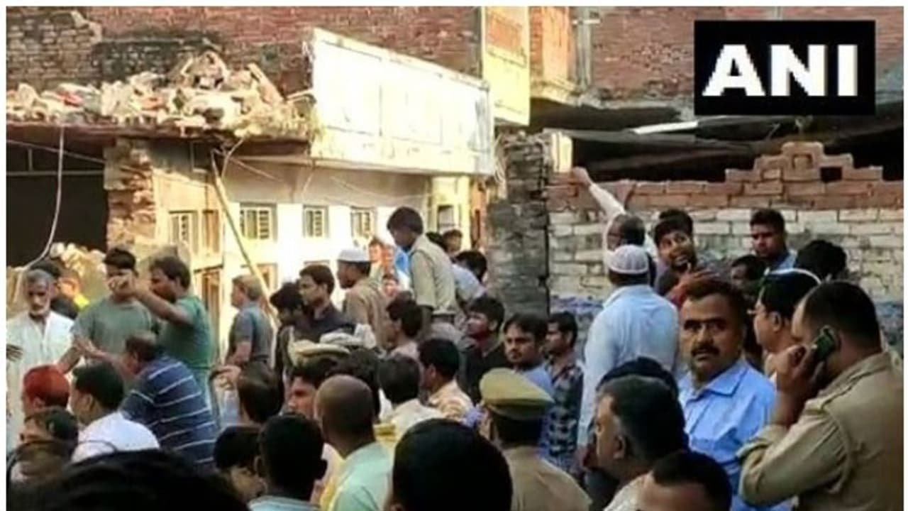 ഉത്തർപ്രദേശിൽ ഗ്യാസ് സിലിണ്ടർ പൊട്ടിത്തെറിച്ച് 10 മരണം ഉത്തർപ്രദേശിൽ ഗ്യാസ് സിലിണ്ടർ പൊട്ടിത്തെറിച്ച് 10 മരണം