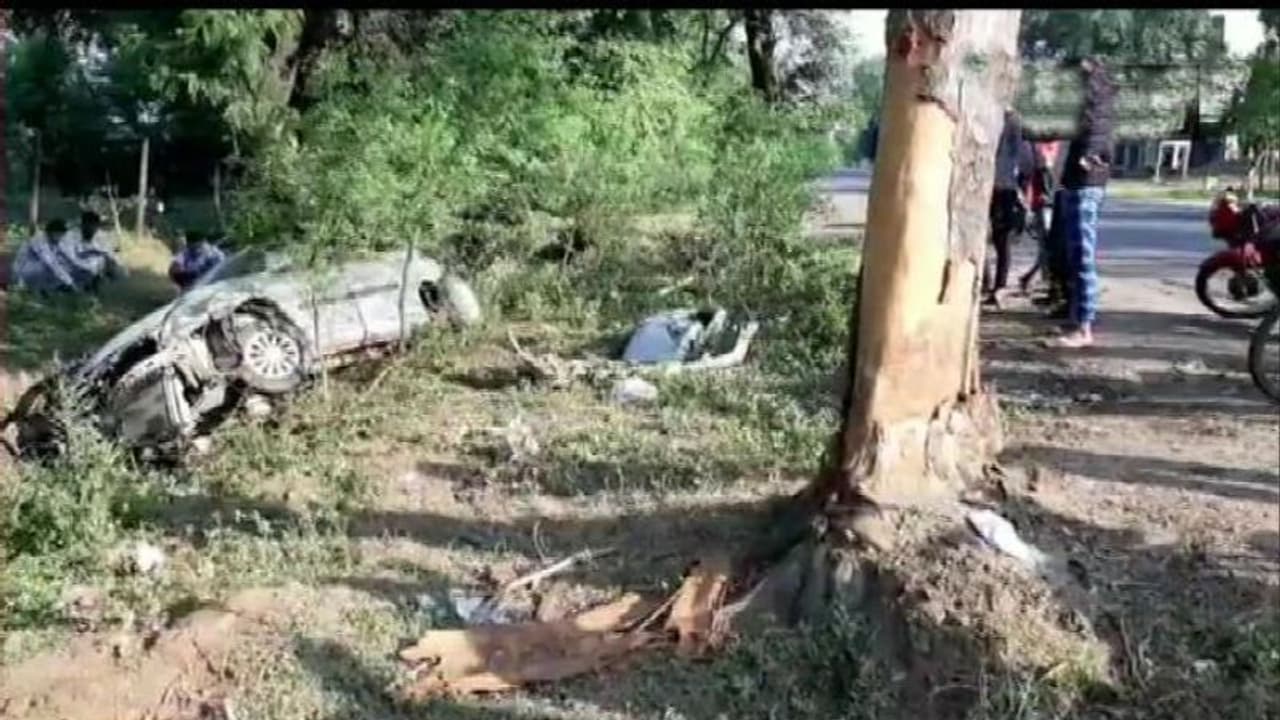 মর্মান্তিক দুর্ঘটনায় মৃত চার জাতীয় হকি খেলোয়াড়, জখম তিন মর্মান্তিক দুর্ঘটনায় মৃত চার জাতীয় হকি খেলোয়াড়, জখম তিন