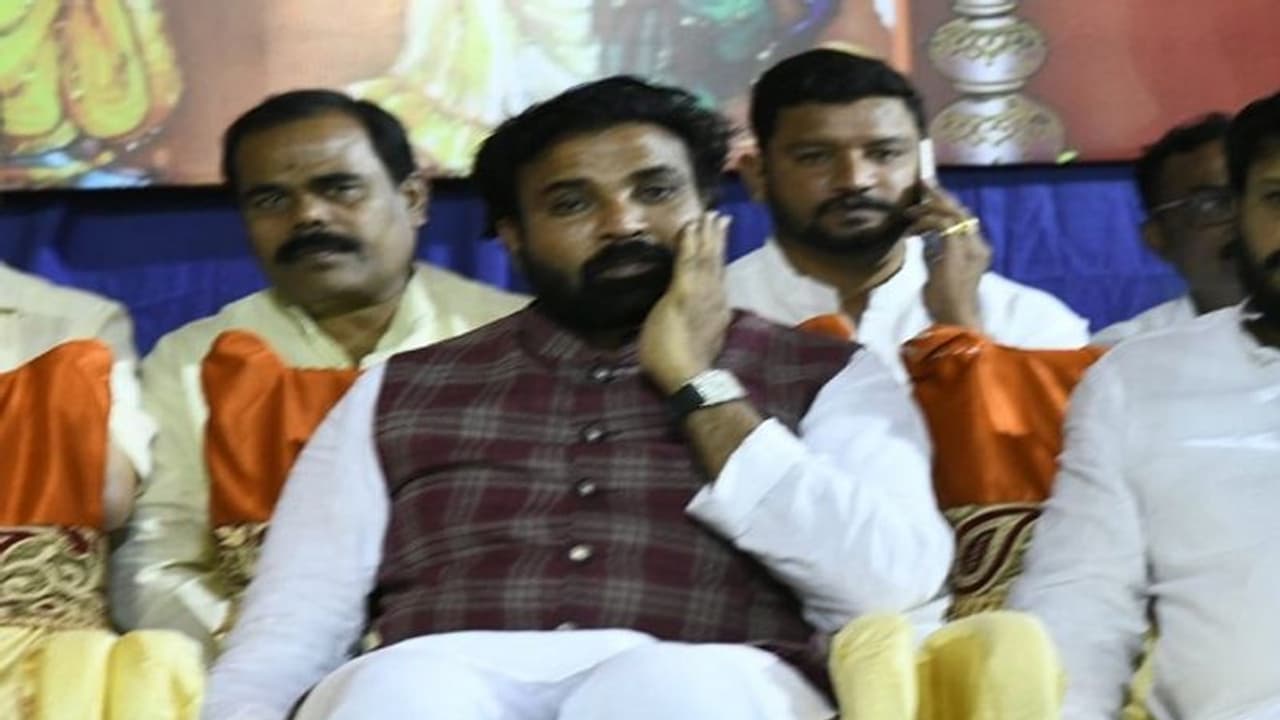 'ಸಿದ್ದರಾಮಯ್ಯ ಮತ್ತೊಮ್ಮೆ ಸಿಎಂ ಆಗೋ ಕನಸು ಕಾಣುತ್ತಿದ್ದಾರೆ'