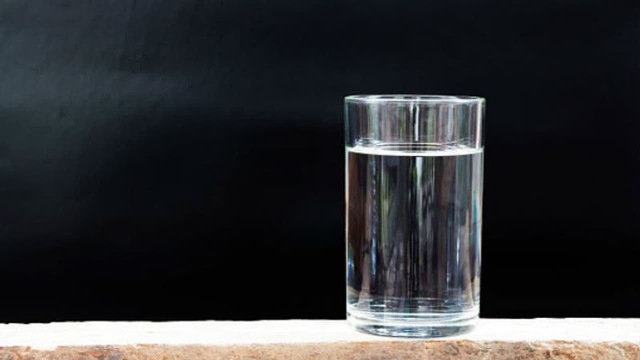 মেনে চলুন এই নিয়মগুলি, বাড়িকে রাখুন অশুভ শক্তি থেকে মুক্ত