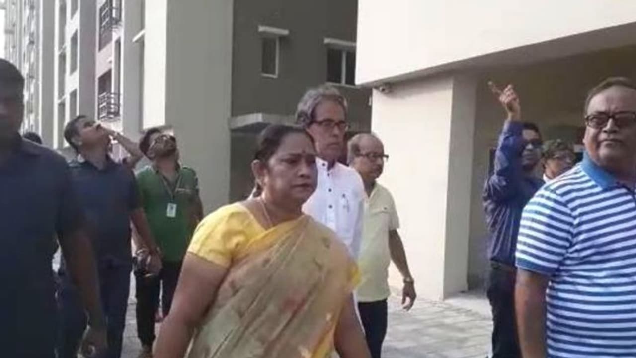 থাবা বসাচ্ছে ডেঙ্গু,পুজো মিটতেই 'হামলা বোল' বিধাননগরে