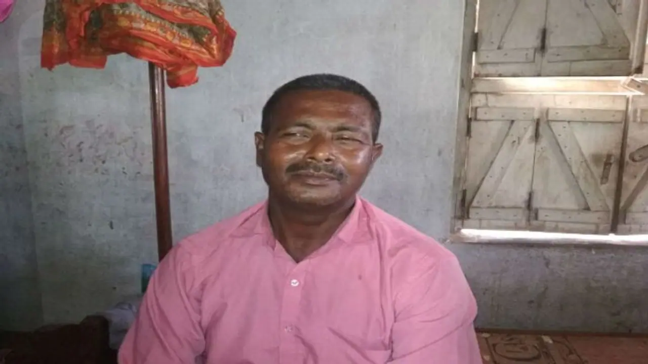 এনআরসি র ভয়, পয়ত্রিশ বছর পর বাড়ি ফিরলেন হারিয়ে যাওয়া ফুল্টু এনআরসি র ভয়, পয়ত্রিশ বছর পর বাড়ি ফিরলেন হারিয়ে যাওয়া ফুল্টু