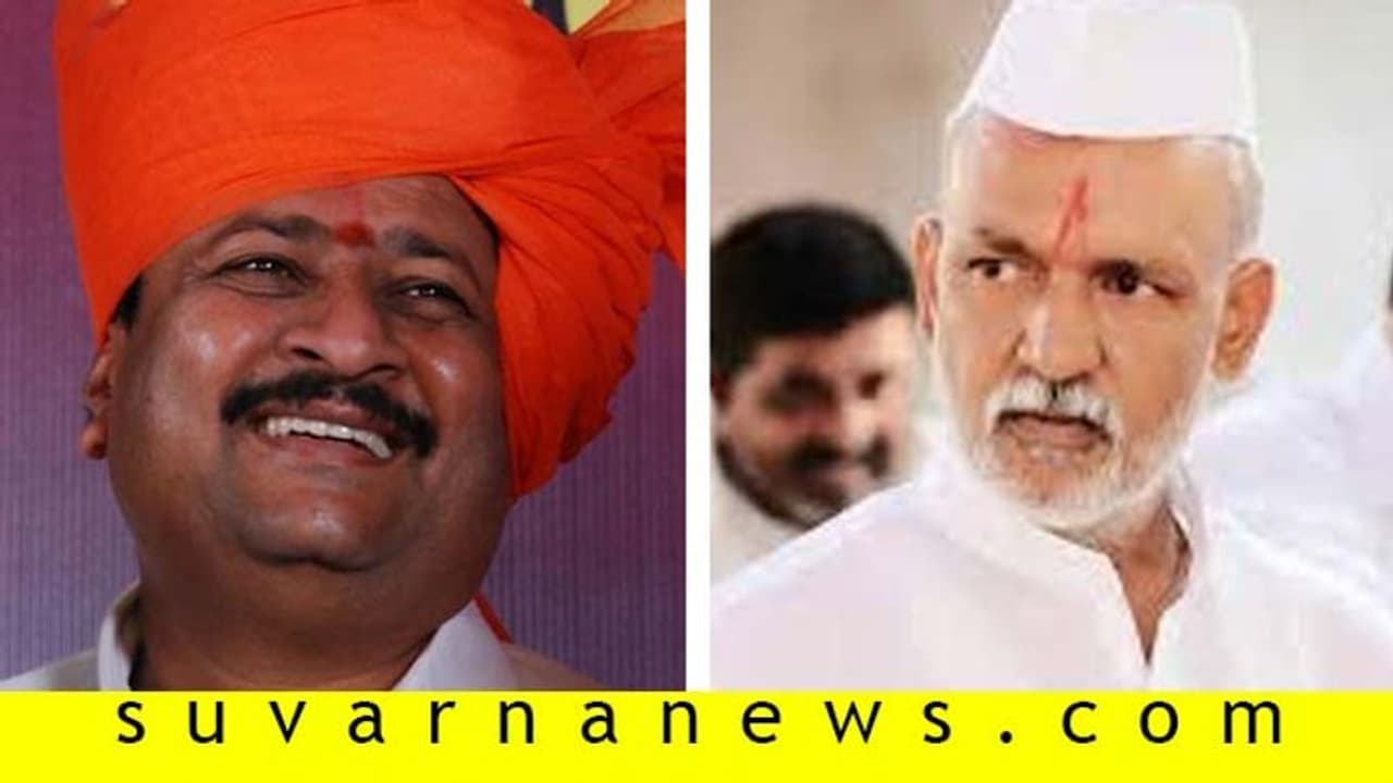 ವಿಜಯಪುರ: ಯತ್ನಾಳ, ಪಟ್ಟಣಶೆಟ್ಟಿ ಬೆಂಬಲಿಗರ ಮಧ್ಯೆ ಮಾತಿನ ಚಕಮಕಿ ವಿಜಯಪುರ: ಯತ್ನಾಳ, ಪಟ್ಟಣಶೆಟ್ಟಿ ಬೆಂಬಲಿಗರ ಮಧ್ಯೆ ಮಾತಿನ ಚಕಮಕಿ