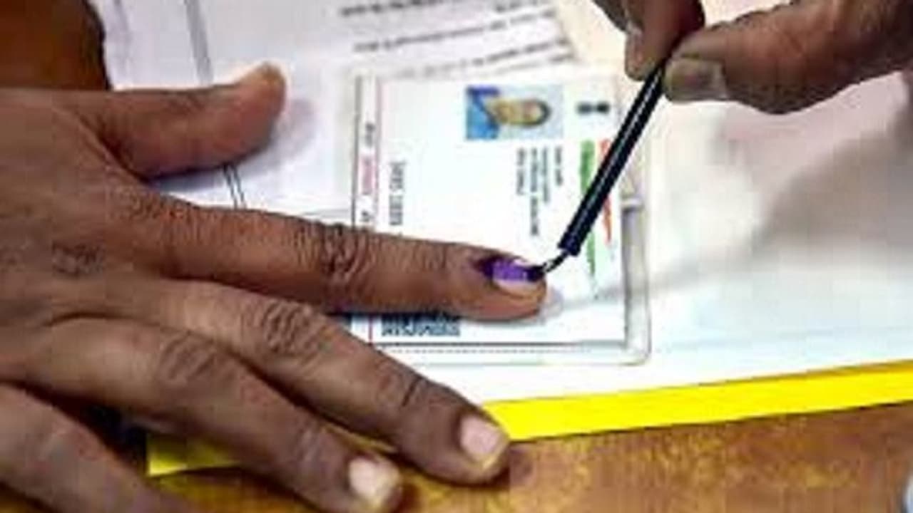 ಮಂಗಳೂರು: ಕಾರ್ಮಿಕರು ಓಟ್ ಮಾಡಿದ್ರೆ ಒಂದು ದಿನ ವೇತನ ಸಹಿತ ರಜೆ