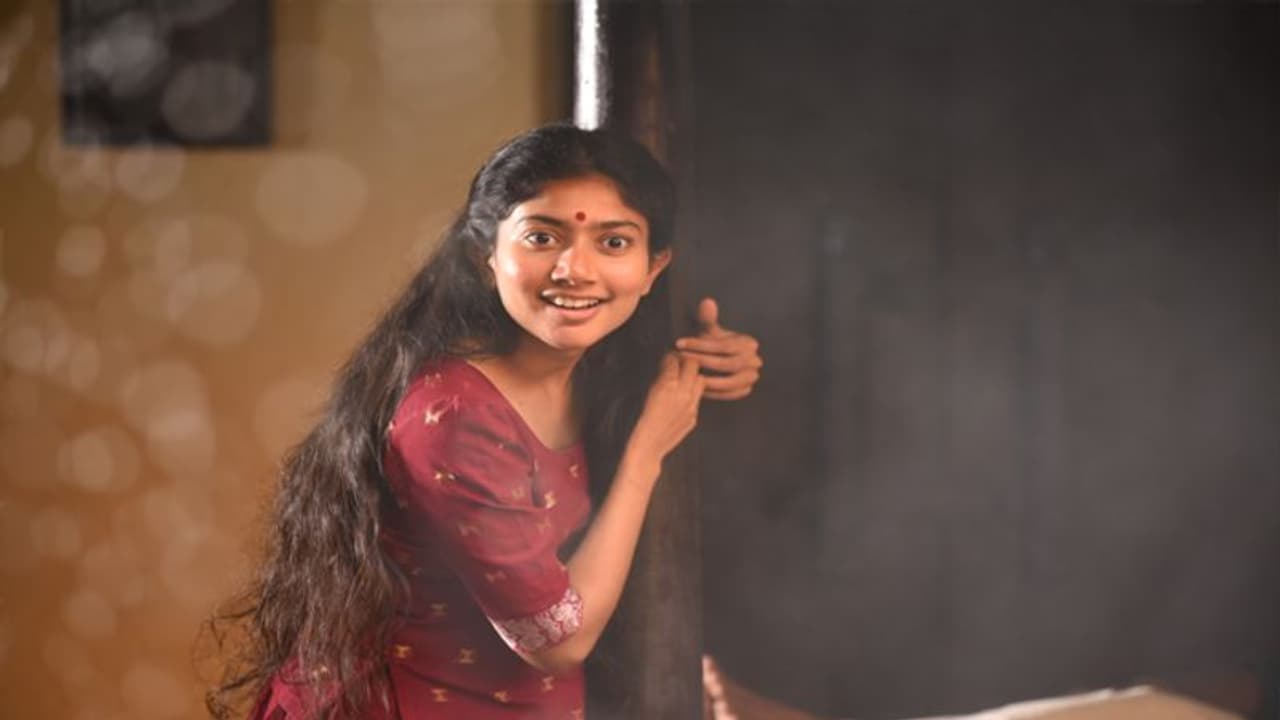 మాజీ నక్సలైట్ వద్దకు వెళ్లిన హీరోయిన్.. కారణం ఇదే!