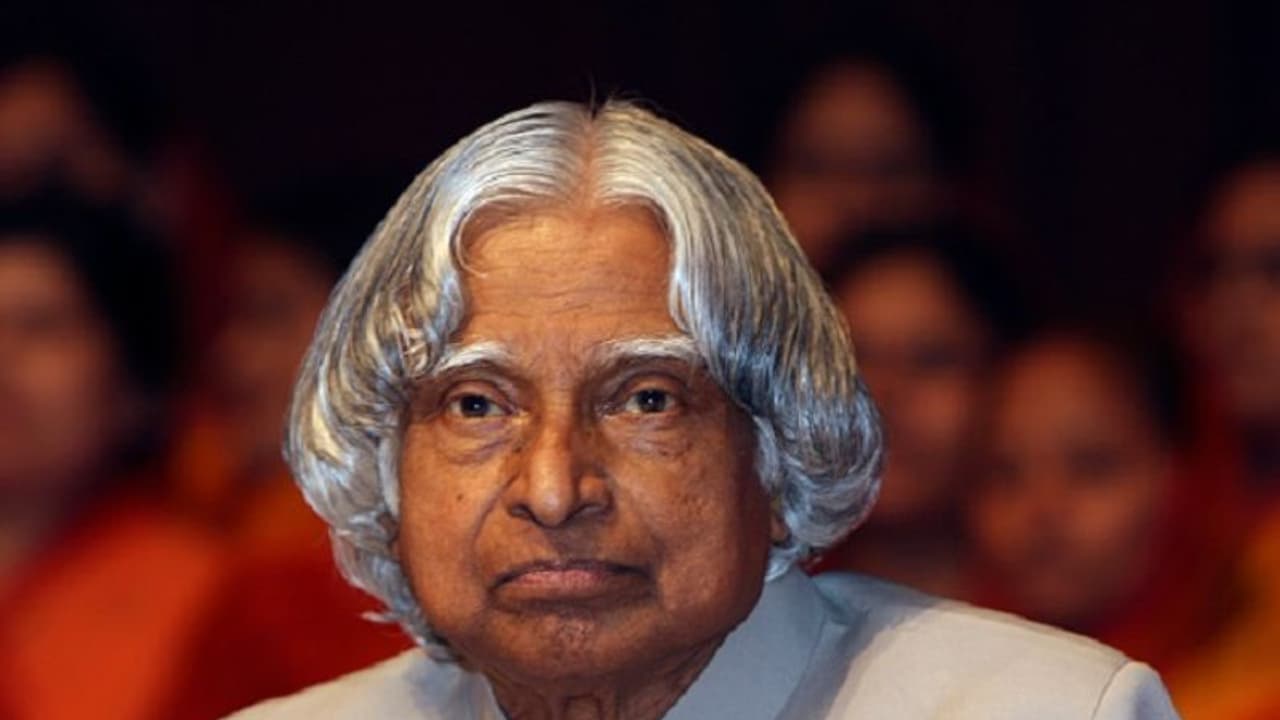 புதிய பல்கலைக் கழகத்திற்கு அப்துல்கலாம் பெயரைச் சூட்டுங்கள்..!! வைகோ அதிரடி கோரிக்கை..!! புதிய பல்கலைக் கழகத்திற்கு அப்துல்கலாம் பெயரைச் சூட்டுங்கள்..!! வைகோ அதிரடி கோரிக்கை..!!