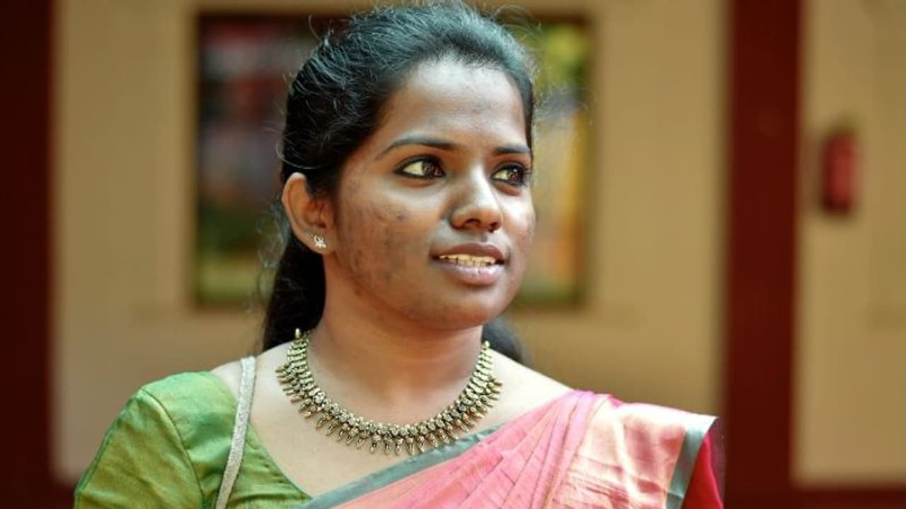 നിങ്ങളുടെ 'സ്നേഹപ്രകടനം' നഷ്ടപ്പെടുത്തിയത് എന്‍റെ ആത്മവിശ്വാസത്തെയാണ് കുറിപ്പ്