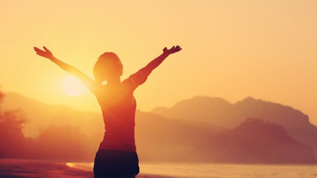 ആരോഗ്യം കാത്ത് സൂക്ഷിക്കാൻ ശ്രദ്ധിക്കേണ്ട 10 കാര്യങ്ങൾ ആരോഗ്യം കാത്ത് സൂക്ഷിക്കാൻ ശ്രദ്ധിക്കേണ്ട 10 കാര്യങ്ങൾ